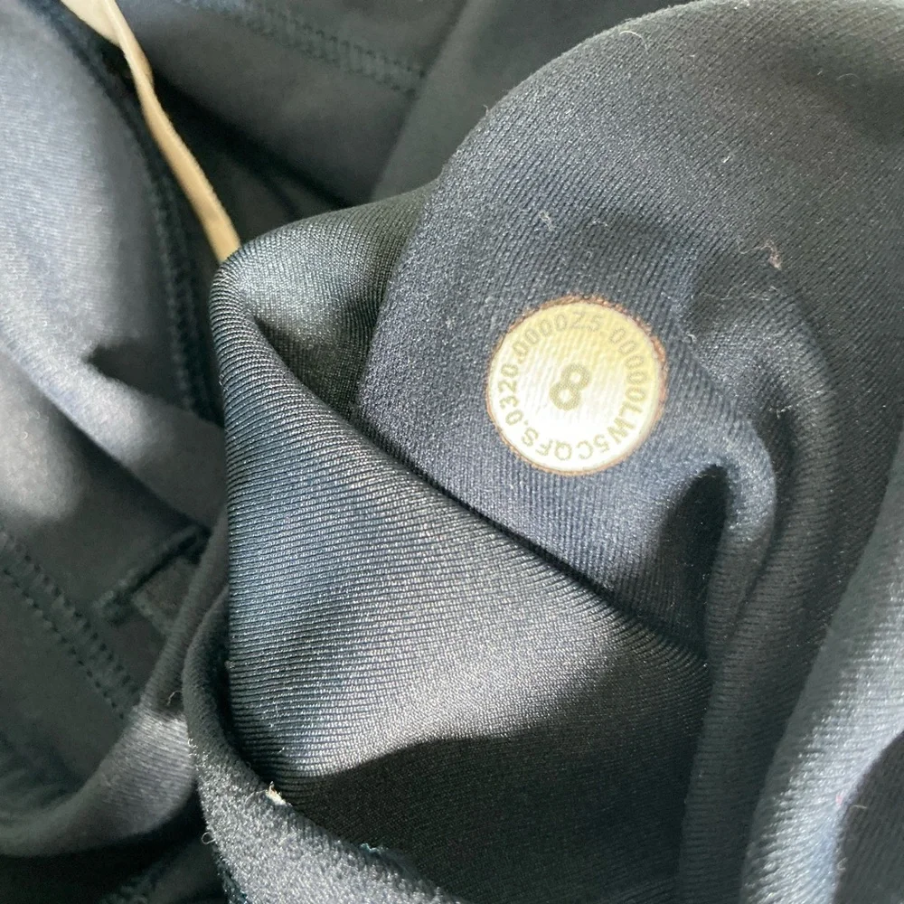 Lululemon Invigorated High-Rise Tight 25” Size 8 - Picture 9 of 9